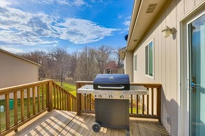 Updated Omaha Condo - 15 Miles to Downtown!