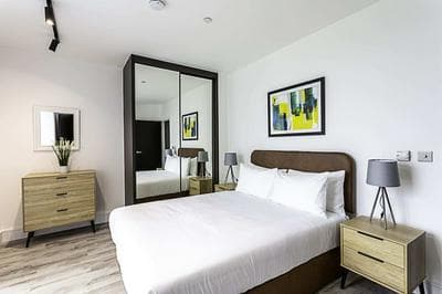 Icon Tower Flat One - North Acton