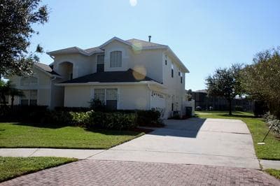 Dolphin's Retreat Near Disney