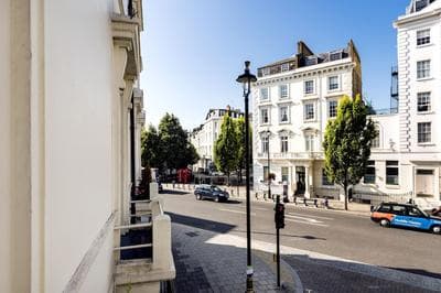 Charming Victoria Home close to Buckingham Palace