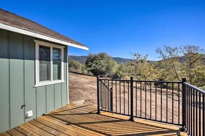 Oakhurst Duplex ~ 13 Mi to Yosemite National Park!