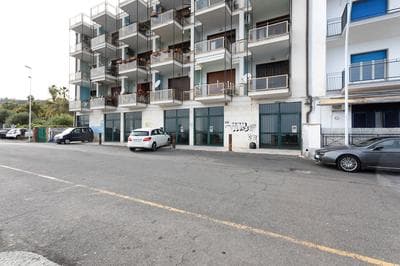 Lungomare Ciclopi Apartments With Balconies And Parking