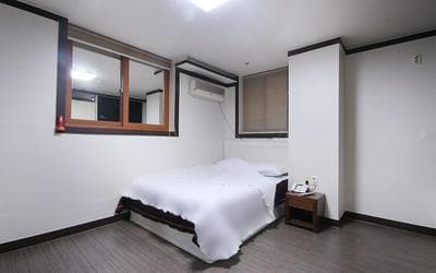 Andong Rose