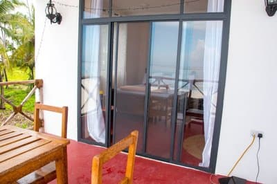 Mambo Villa
