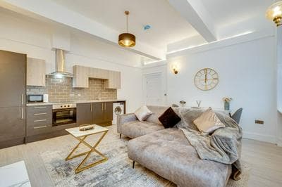 Wakefield Town House Apartments