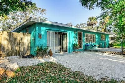 Englewood Bungalow 1 Mi to Beach: Pets Welcome!