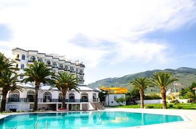 Serenita Beach Hotel