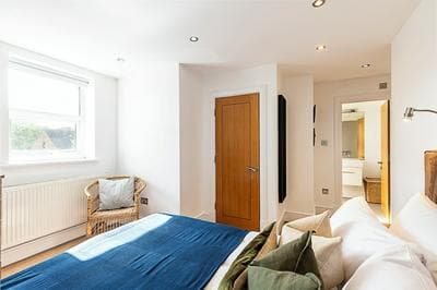 Stylish One Bedroom Apartment