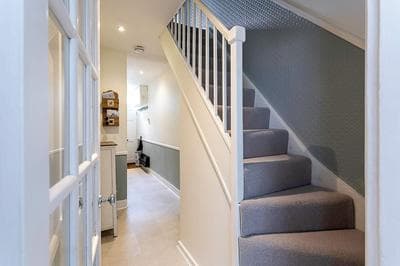 Charming Georgian Country-style Cottage