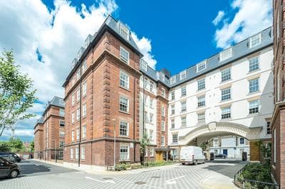 Charming apartment near Holland Park