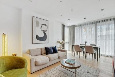 Timeless London Charm