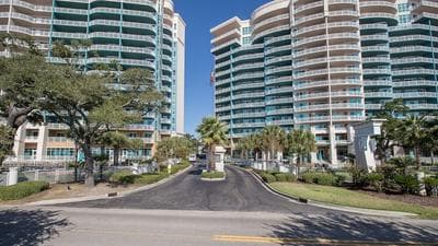 Legacy I 1403 Penthouse