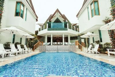 Acuatico Beach Resort