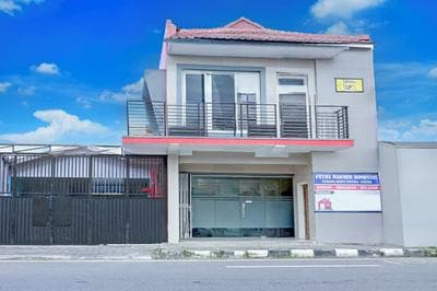 Hotel O Stasiun Tegal Near Alun-Alun Formerly Lumina Guest House