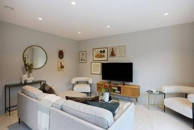 The Letchford Garden Mews - Elegant 2bdr House With Garden & Patio