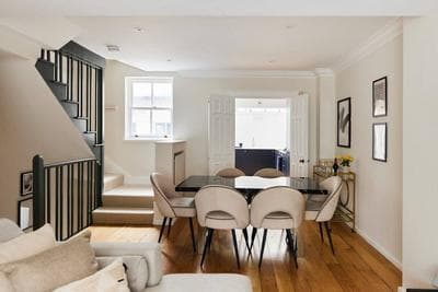 The South Kensington Wonder - Trendy 3bdr House With Garden