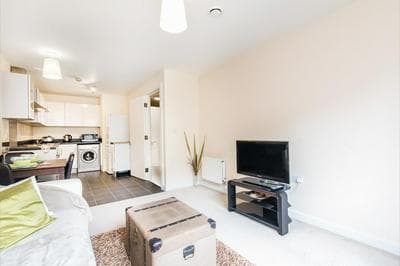 1-bed - Sleeps 2 - Near Victoria Coach Stn