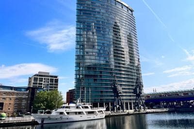 The Canary Wharf Place - Stunning 2bdr Flat