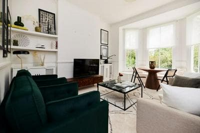 The London Maisonette - Alluring 3bdr Flat With Garden