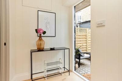 The Lillie Road Place - Bright 1bdr Flat With Garden