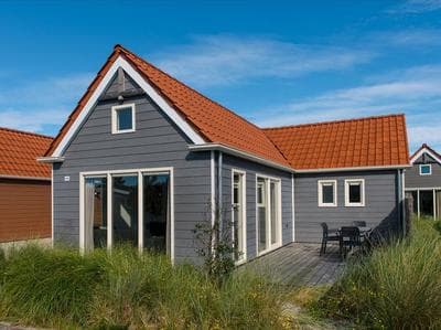 Cozy Lodge by Hollum
