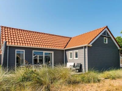 Modern Lodge With two Bath Rooms, Near the Beach