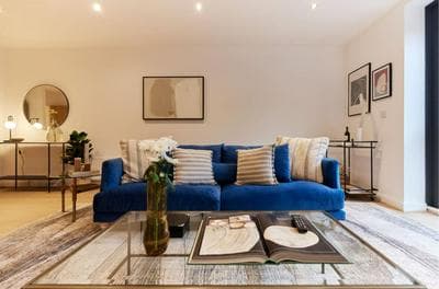 The Putney Escape - Trendy 2bdr Flat With Terrace Parking