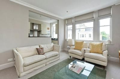 Cosy and Chic one Bedroom Flat in Earl s Court