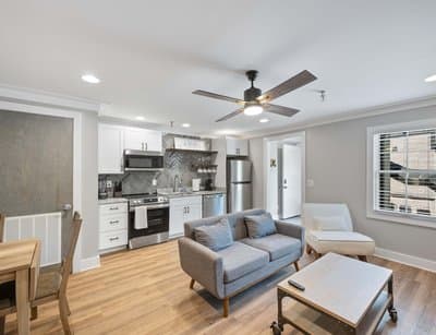 Carters Court Cozy Hideaway