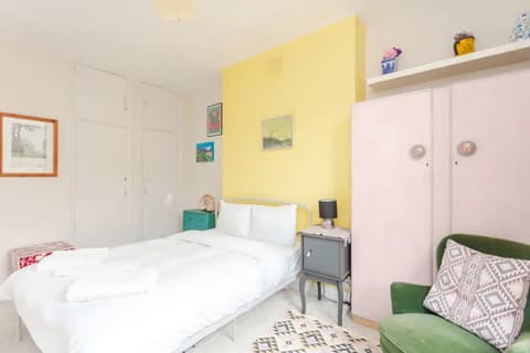 Cheerful 1 Bedroom Apartment in Vibrant Maida Vale
