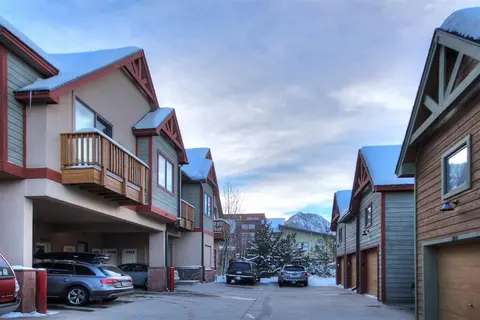 Commerce Exchange 203 2 Bedroom Condo by RedAwning