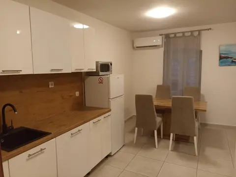 Apartment in a small village near the beach