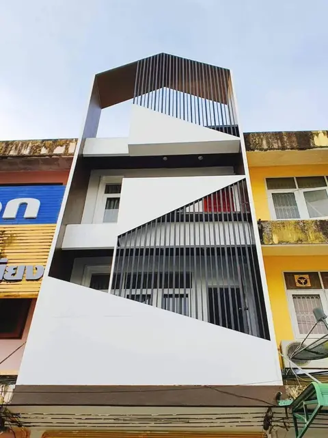 Phakdee Place