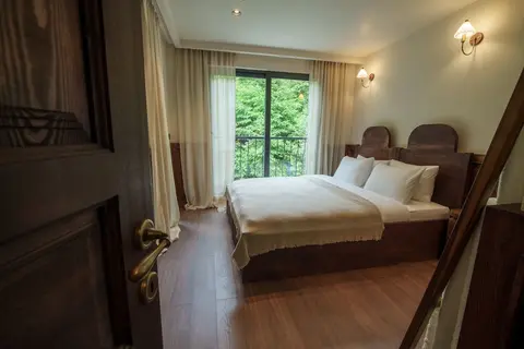 Elwood Hotel