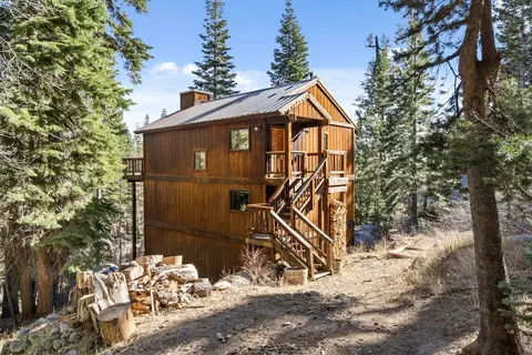 Trilevel Dog Friendly Mountain Home - Vh 142 4 Bedroom Home by Redawning