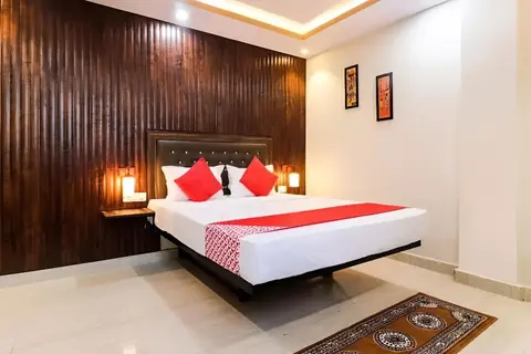 Shumukh Al Shula Hotel