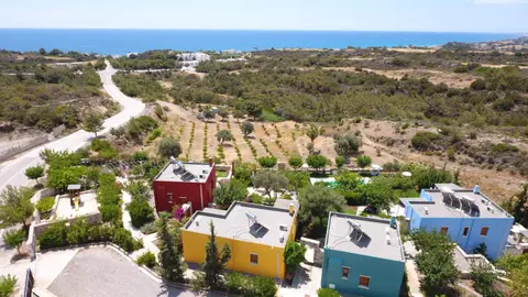 Petroto Villas