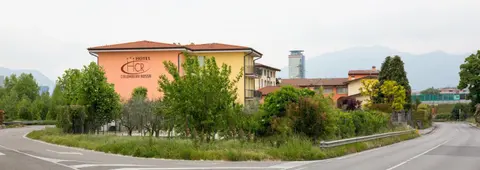 Hotel Panineria Colombera Rossa