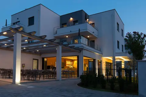 Aparthotel Punta Blu - POOL & SPA