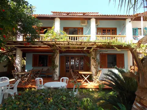 Pousada Manacá — Beachfront Guesthouse on Ilha Grande