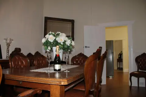 Mentor Chambers Apartment Bed & Breakfast