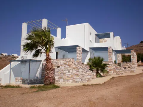 Panorama studios in PisoLivadi