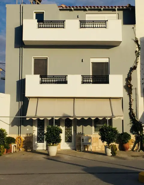 LIVAS Apartment