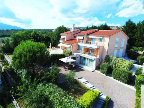 Apartments in Villa Azra