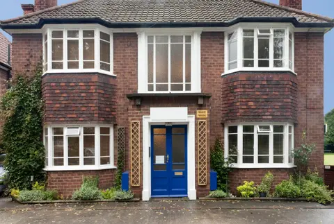 Poplar House Serviced Apartments