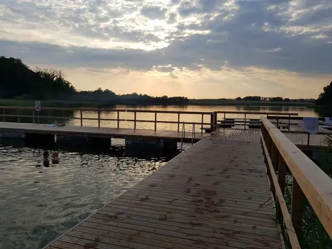 Jaskółka - pokoje i apartament przy plaży