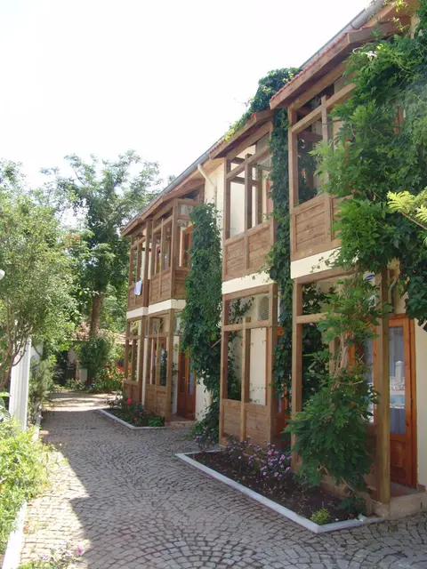 Ford Hotel