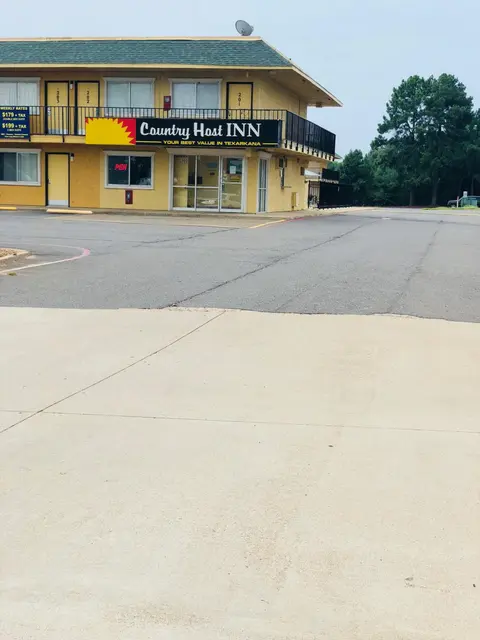 Country Host Inn