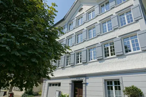 Modernes Apartment in historischem "Haus zur Rose"