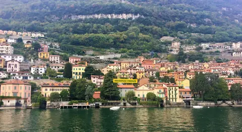 Lovely Apartment Overlooking Lake by RentAllComo